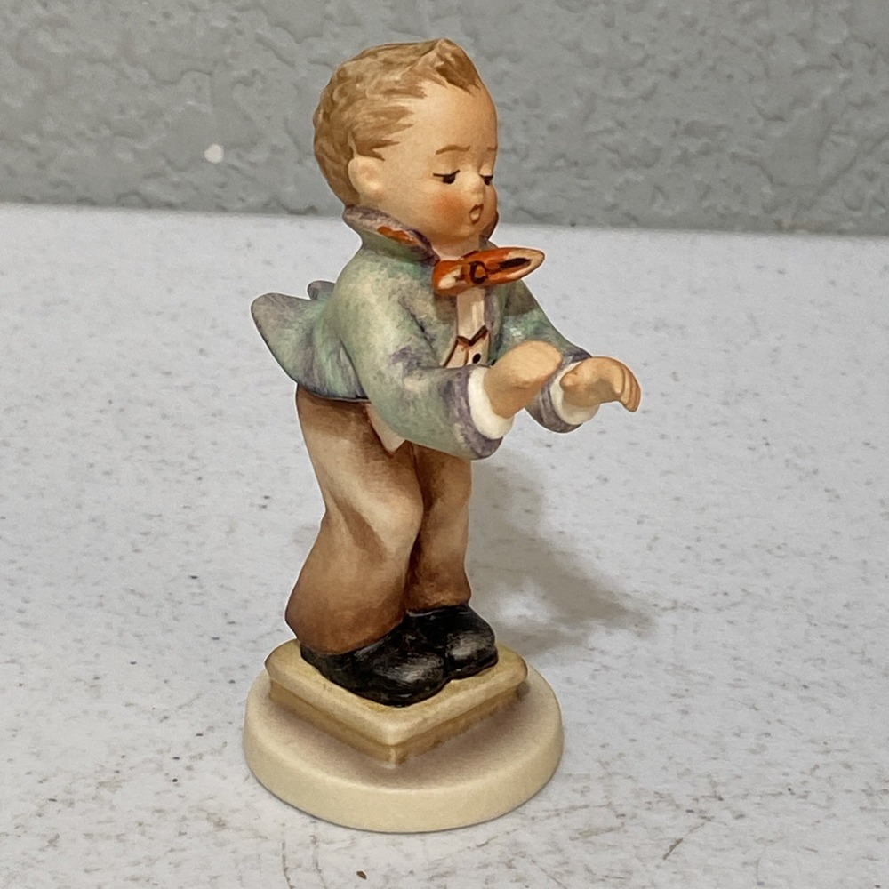 VTG 1980's Hummel Figurine Lot Of 2 Band Leader Conductor 129 Wash Day 321 4/0 - Picture 2 of 10